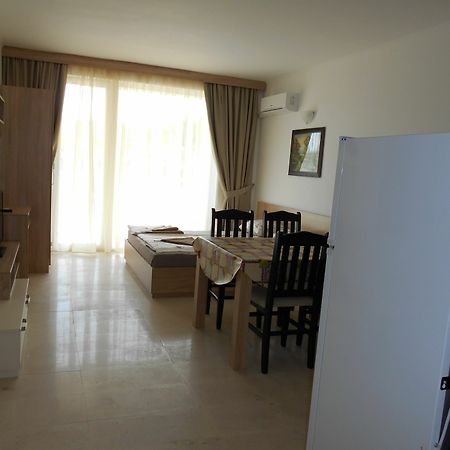 Apartments Crystal Beach Apartments II Несебир Екстер'єр фото